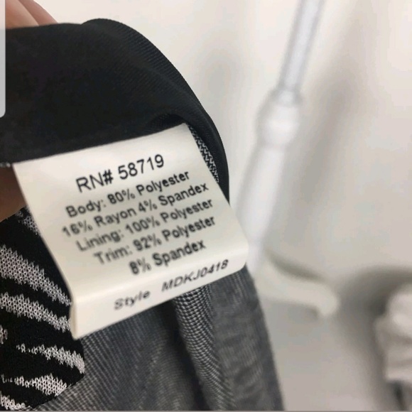 ❤️Notations Blazer Zebra print 3/4 Sleeve drape - Picture 7 of 7